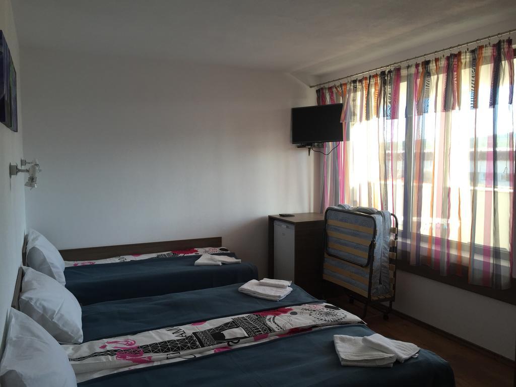 פאבל באניה Guest House Hasiendata מראה חיצוני תמונה